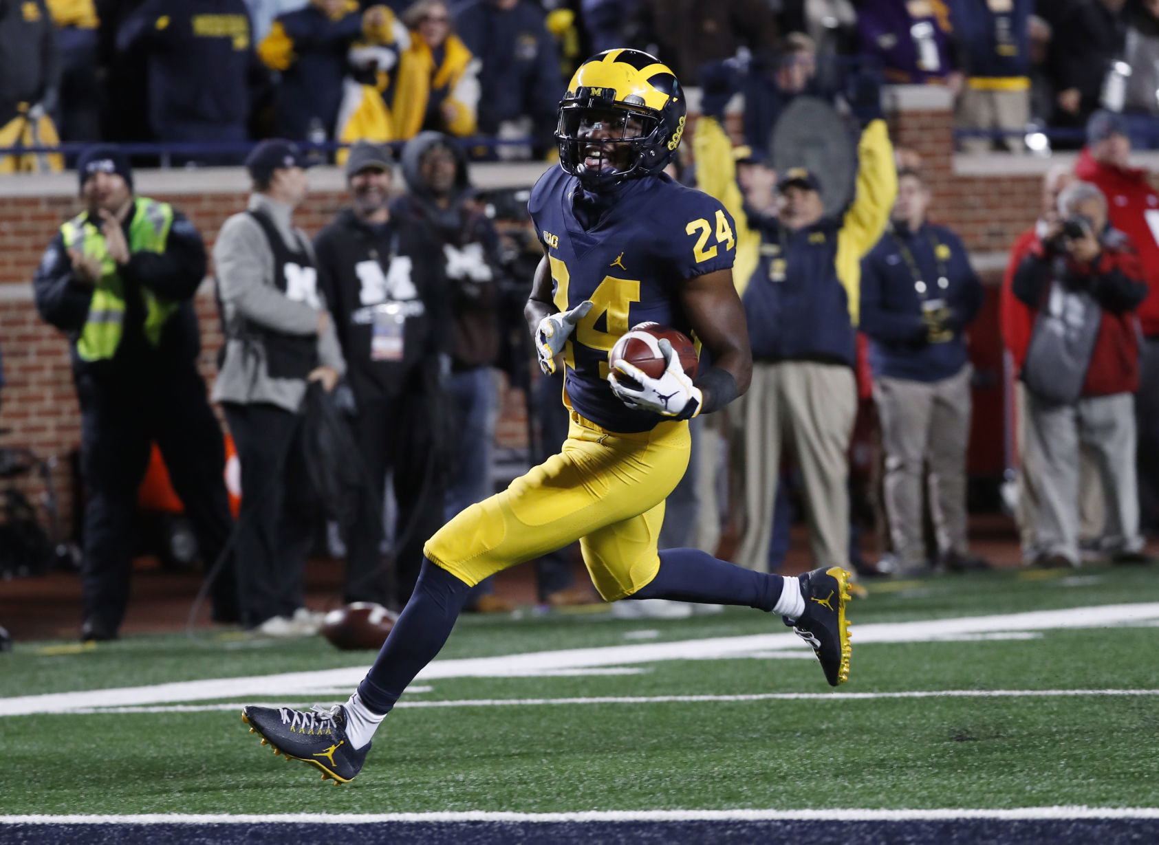 Lavert Hill